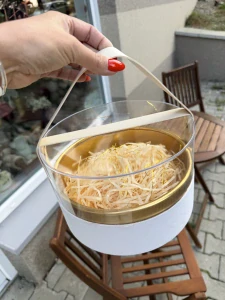 Box dárkový průhledné víko s madlem - kulatý M / 1ks