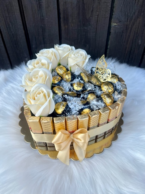 Dortík 19 - Gold & Black 