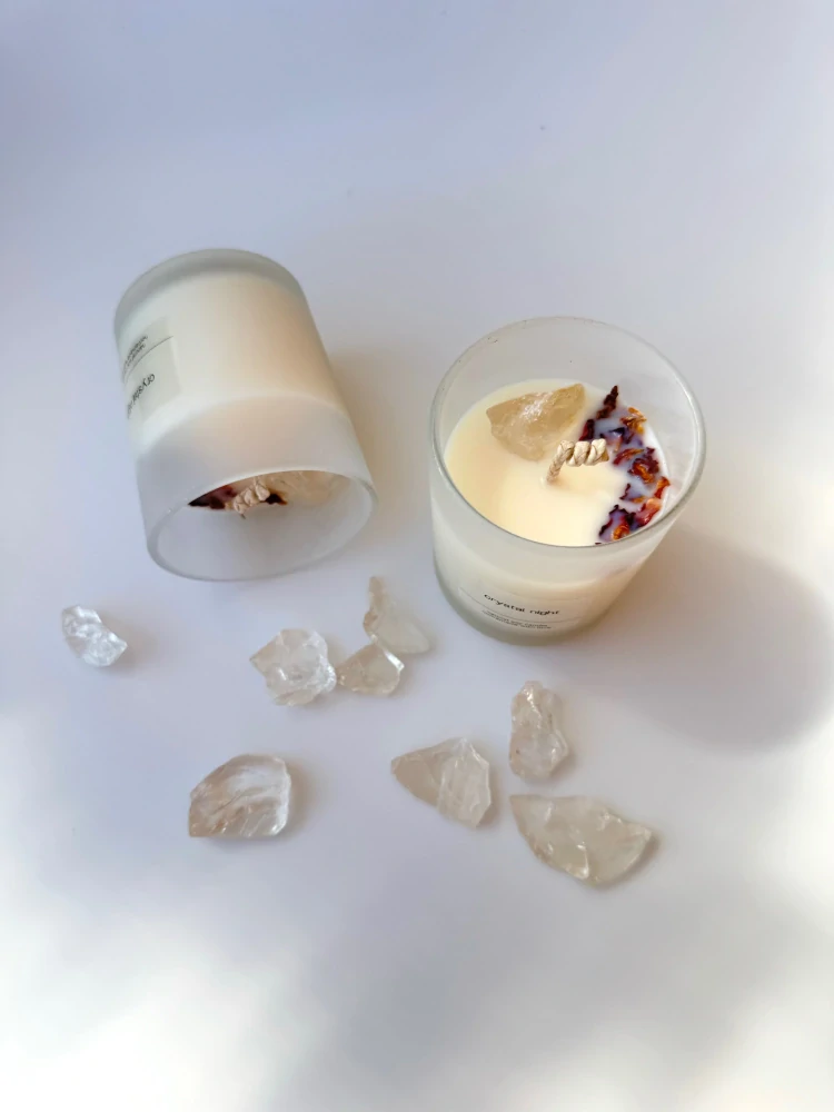 Sójová svíčka crystal night - vůně šeřík