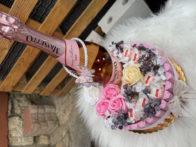 Dortík 40 - Big Pink Prosecco