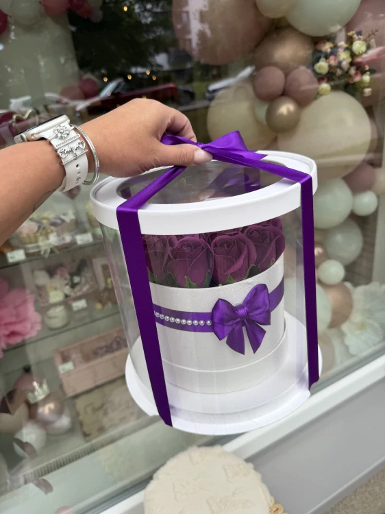 Flower box viola M + box