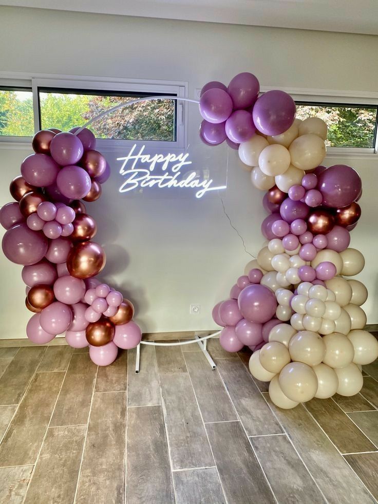 LED nápis Happy Birthday 43x35 cm