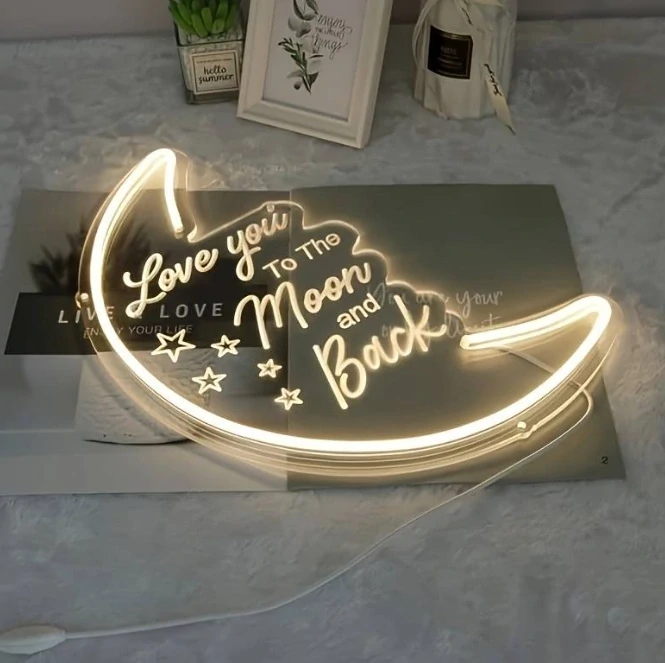LED nápis Love you to the moon and back 40x26cm