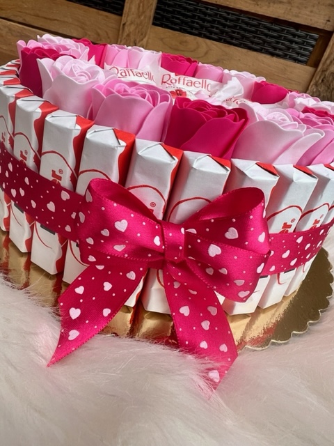 Dortík 02 - Tricolor Pink Raffaello / 22cm